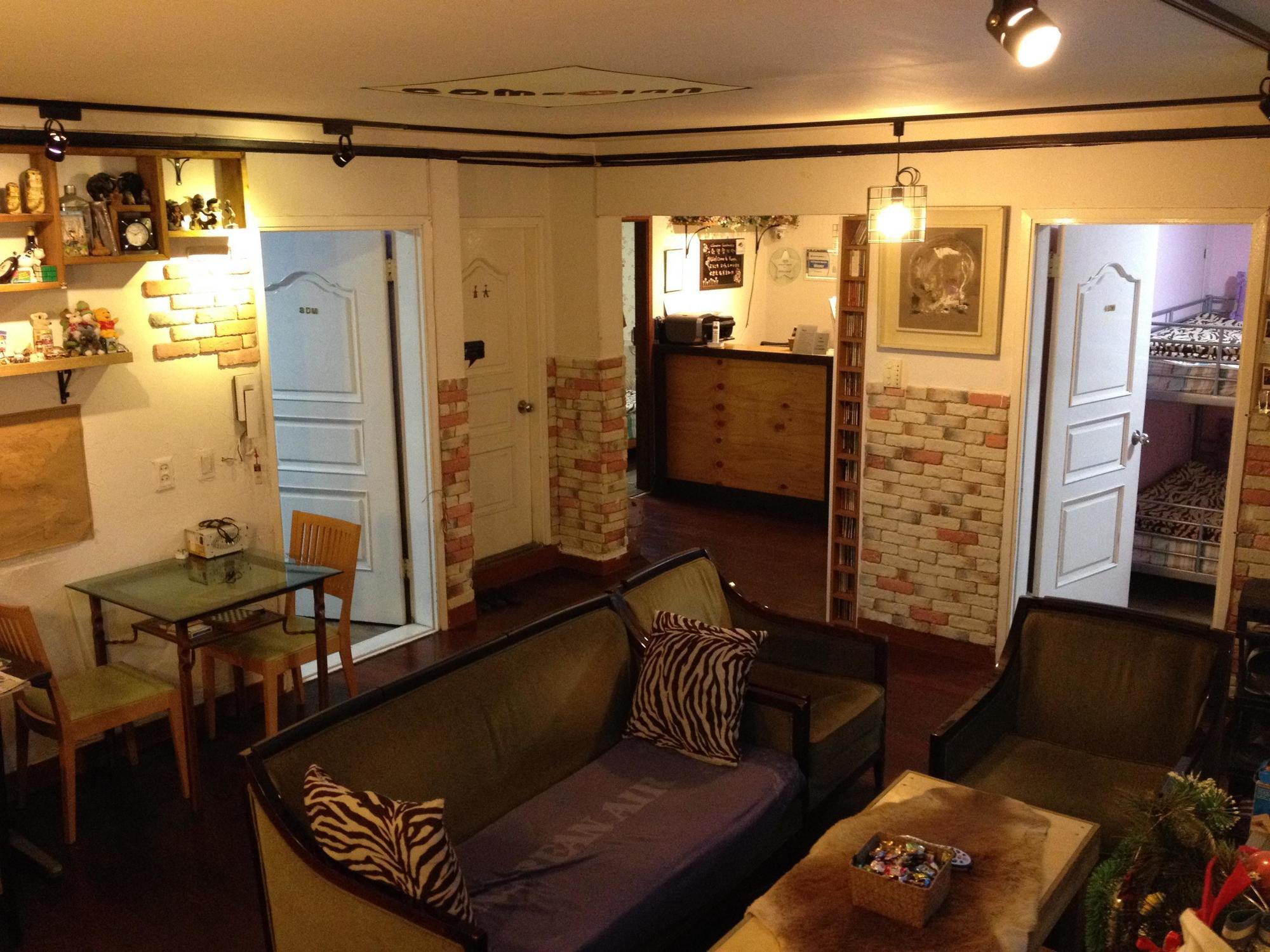 Comeinn Guesthouse Hongdae - Female Only سيول المظهر الخارجي الصورة