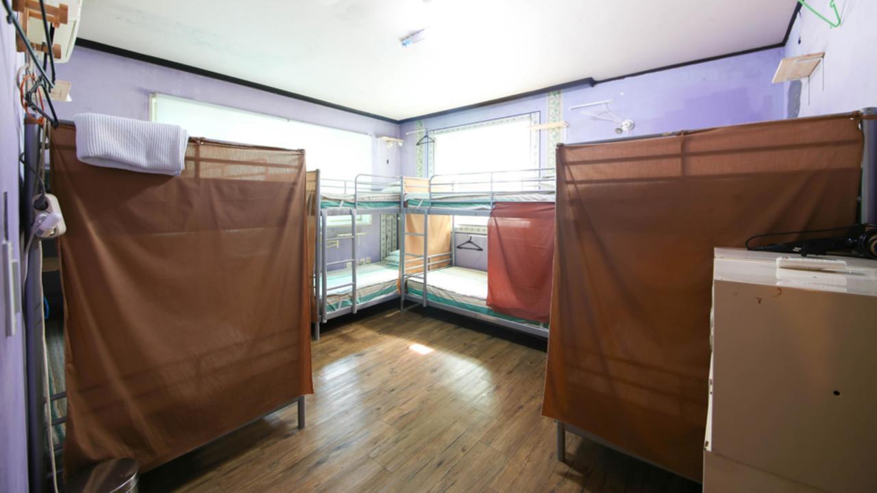 Comeinn Guesthouse Hongdae - Female Only سيول المظهر الخارجي الصورة